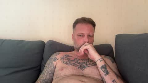 tattoomanforgirls online show from August 2026 03:32:02 PM