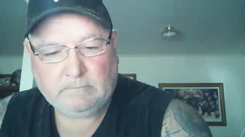 Snapshot of tattzsexy chatting on January 2026 01:52:02 AM tattzsexy online show from January 2026 01:52:02 AM
