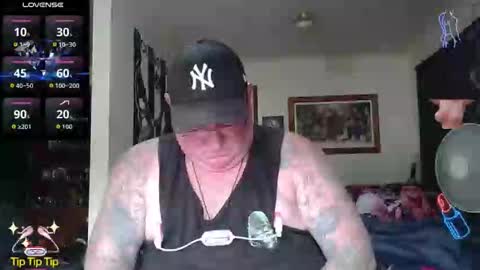 Snapshot of tattzsexy chatting on March 2026 05:35:01 AM tattzsexy online show from March 2026 05:35:01 AM