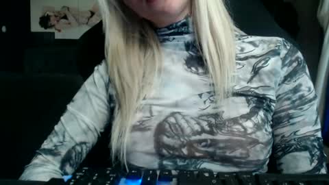 tatuada_safada online show from June 2026 07:23:02 PM
