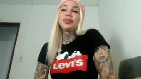 tatuada_safada online show from June 2026 06:56:01 PM