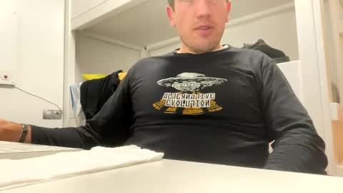 Tatuador40 online show from December 2024 11:28:01 PM