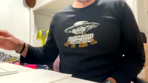 Tatuador40 online show from November 2025 11:25:02 PM