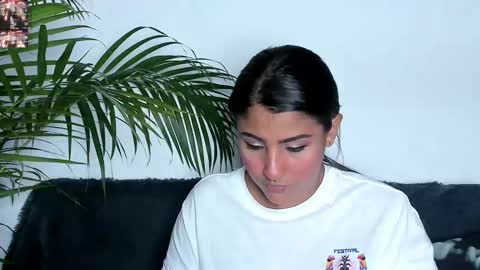 Tatiana Gomez online show from September 2025 04:05:02 AM