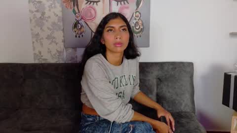 Taty Miller online show from November 2025 08:19:02 PM