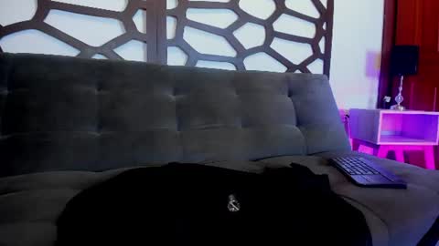 Taty Miller online show from July 2026 02:05:17 AM
