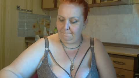 tatyanka_ online show from April 2026 10:48:01 AM