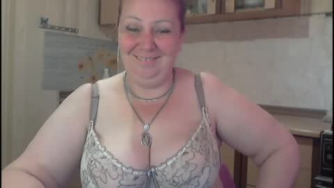 tatyanka_ online show from May 2026 02:30:02 AM
