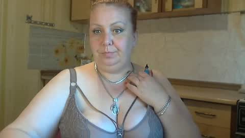 tatyanka_ online show from June 2026 08:42:01 AM