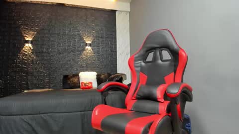  T A U R U S  online show from October 2025 03:29:02 AM