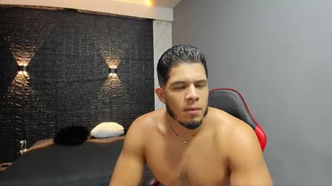 Snapshot of taurus_boy1 chatting on November 2025 11:47:02 PM T A U R U S online show from November 2025 11:47:02 PM