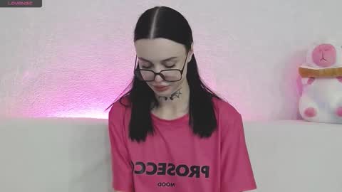 Snapshot of tayaavis chatting on September 2025 06:11:02 PM Taya online show from September 2025 06:11:02 PM