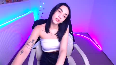 Snapshot of tayla_candy chatting on October 2025 11:43:01 AM Tayla online show from October 2025 11:43:01 AM