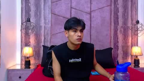 Snapshot of taylercruz chatting on July 2026 09:11:01 PM TaylerCruz online show from July 2026 09:11:01 PM
