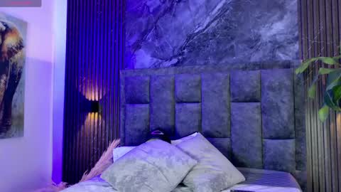 taylo_brown online show from April 2026 07:50:02 PM