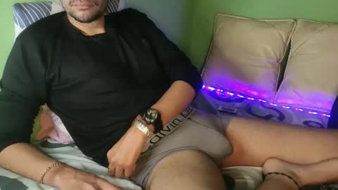 Taylor online show from March 2026 02:04:02 AM