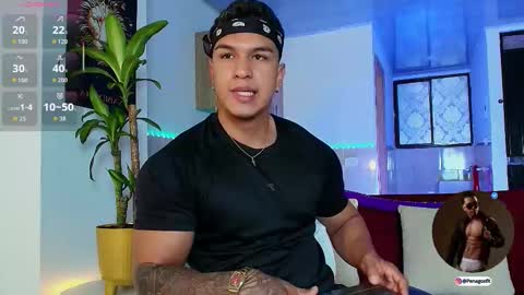 Snapshot of taylor_johnn chatting on March 2026 03:01:02 PM Penagos zz online show from March 2026 03:01:02 PM