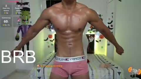 Snapshot of taylor_johnn chatting on June 2026 03:00:01 PM Penagos zz online show from June 2026 03:00:01 PM