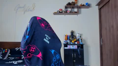 taylor_mclane1 online show from May 2026 11:10:01 PM