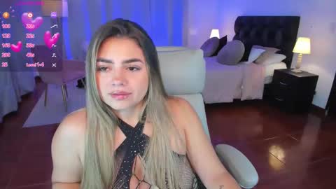 Snapshot of taylor_smith1_ chatting on April 2026 02:33:01 AM Taylor online show from April 2026 02:33:01 AM