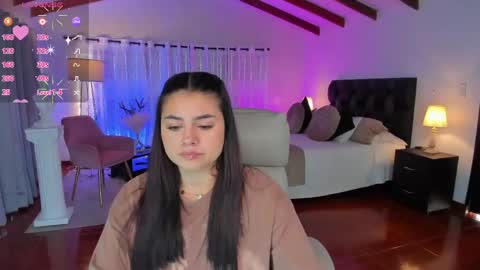 Snapshot of taylor_smith1_ chatting on May 2026 11:37:01 AM Taylor online show from May 2026 11:37:01 AM