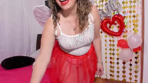 taylorhot72_ online show from February 2026 02:41:02 AM