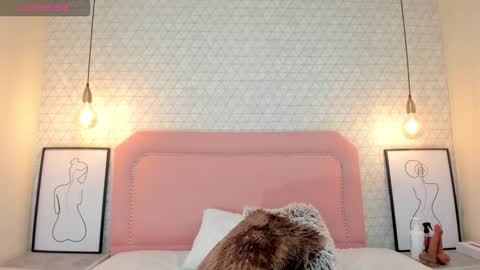 Snapshot of taylormeller chatting on November 2025 03:28:01 AM TAYLOR online show from November 2025 03:28:01 AM