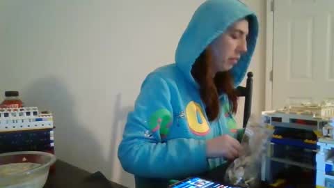 taylorslay online show from February 2026 07:01:01 PM