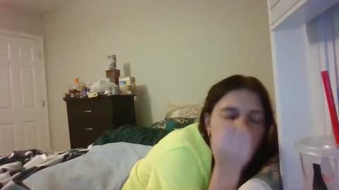 taylorslay online show from April 2026 05:18:02 AM
