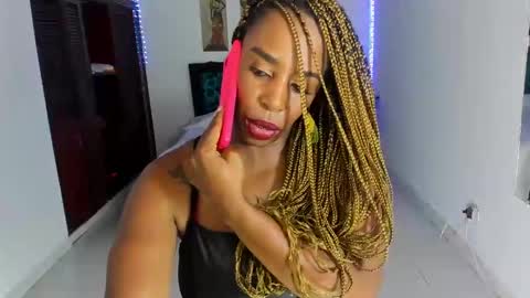 Snapshot of taylorslims chatting on February 2025 02:10:02 PM taylorslims online show from February 2025 02:10:02 PM