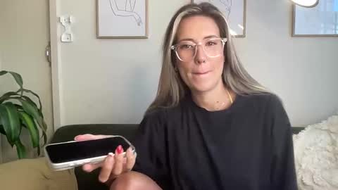 Taylor online show from March 2026 10:38:02 PM