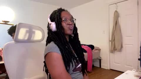 Snapshot of taylorsosweets chatting on May 2026 05:02:02 AM Taylor online show from May 2026 05:02:02 AM