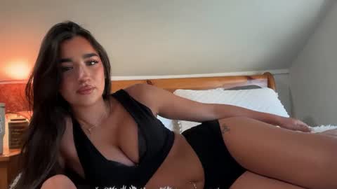 Tayy online show from June 2026 07:01:01 PM