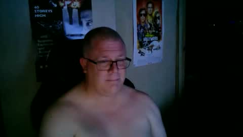 Snapshot of taylz chatting on April 2026 12:58:01 PM taylz online show from April 2026 12:58:01 PM