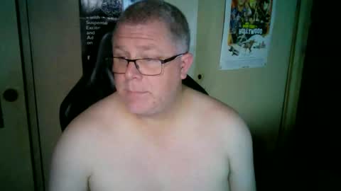 Snapshot of taylz chatting on May 2026 02:47:02 PM taylz online show from May 2026 02:47:02 PM