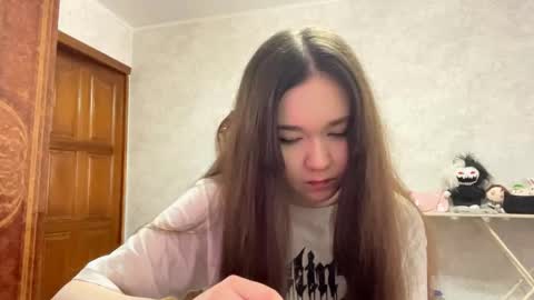 Snapshot of taynagilkey chatting on January 2026 10:19:02 AM April online show from January 2026 10:19:02 AM