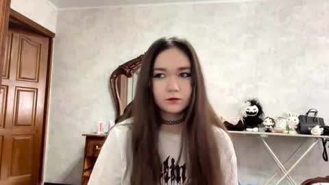 Snapshot of taynagilkey chatting on February 2026 09:41:01 AM April online show from February 2026 09:41:01 AM