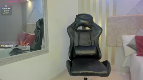 Snapshot of tayra_pradit chatting on September 2025 08:19:01 PM tayra online show from September 2025 08:19:01 PM