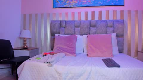 Snapshot of tayra_pradit chatting on November 2025 12:27:02 PM tayra online show from November 2025 12:27:02 PM