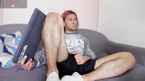 Snapshot of tayson_scott chatting on February 2026 01:03:01 PM Tayson online show from February 2026 01:03:01 PM