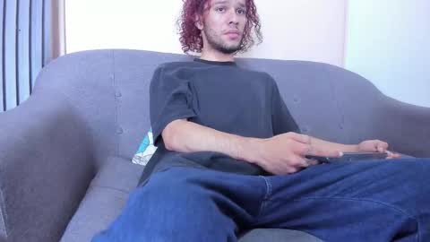 Snapshot of tayson_scott chatting on February 2026 01:34:02 AM Tayson online show from February 2026 01:34:02 AM