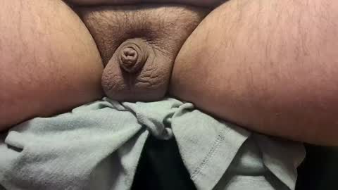 Snapshot of tboy833 chatting on October 2025 05:06:02 AM Luis online show from October 2025 05:06:02 AM