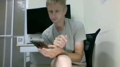 tcute0 online show from October 2025 08:40:01 PM