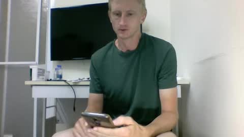 tcute0 online show from October 2025 09:47:01 PM