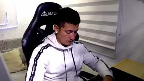DYNAMITE DUO69 online show from June 2026 12:53:02 PM