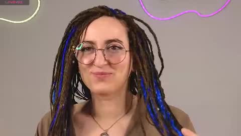 Lady Oudrey online show from July 2026 06:11:01 AM