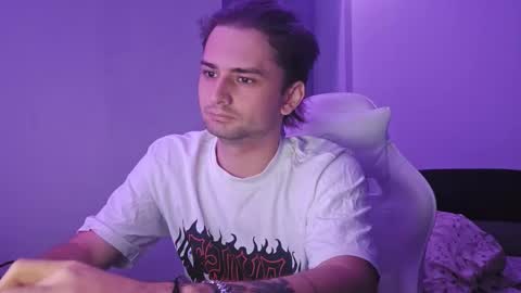 Vlad online show from November 2025 06:09:02 PM