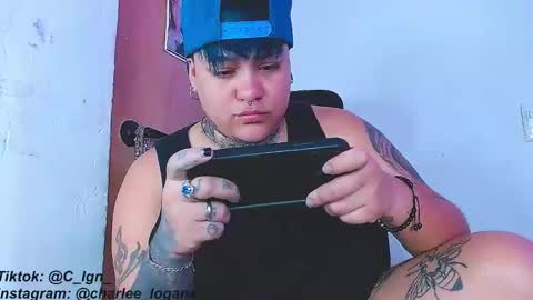 Charlee He online show from January 2025 05:16:02 AM