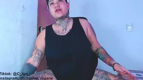 Charlee He online show from January 2025 09:59:02 AM