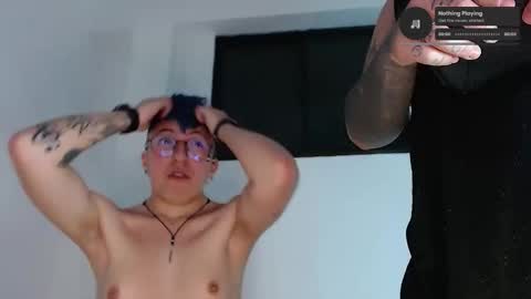 Charlee He online show from September 2025 01:17:02 AM